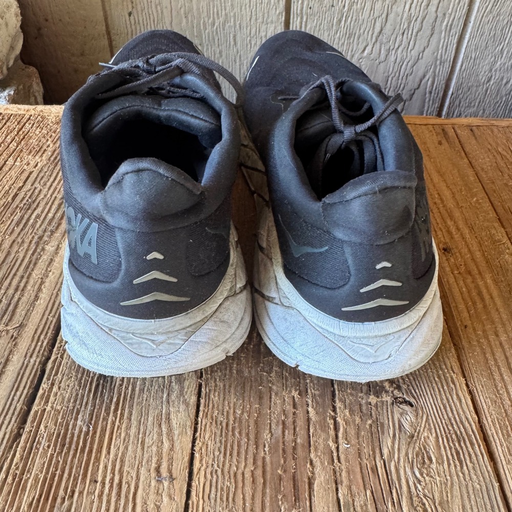 Hoka Arahi 6 Mens Running Shoes Black White Stability Sneakers Size 10.5-11 - Picture 4 of 7